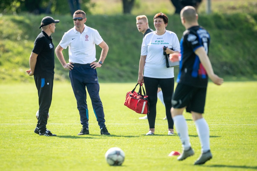 Zawisza Bydgoszcz pokonał Victorię Lisewo 5:0 i przybliżył...