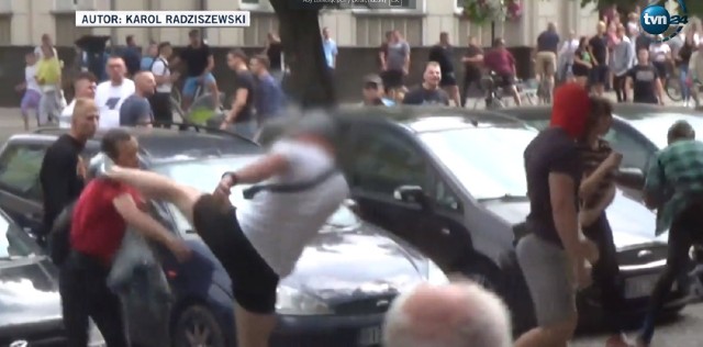 Marsz równości w Białymstoku. Policja zatrzymała mężczyznę, który miał złamać 17-latkowi obojczyk