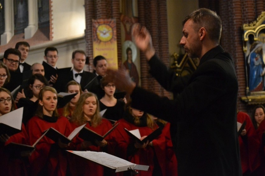 Zabrze: Liturgia Męki Pańskiej w kościele św. Anny