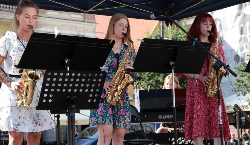 Koncert uczniów szkoły muzycznej rozpoczął festiwal "Lato na Starym Mieście" w Grudziądzu. Zobacz zdjęcia 