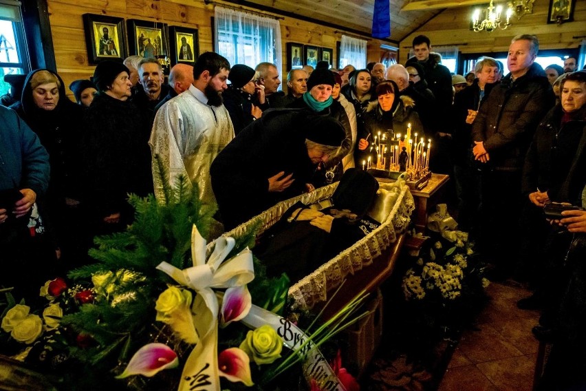 Pogrzeb ojca Gabriela w Odrynkach. Mijają dwa lata odkąd...