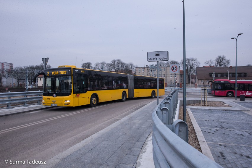 Zintegrowane Centrum Przesiadkowe w Stargardzie. Tu jest teraz autobusowa pętla [ZDJĘCIA]