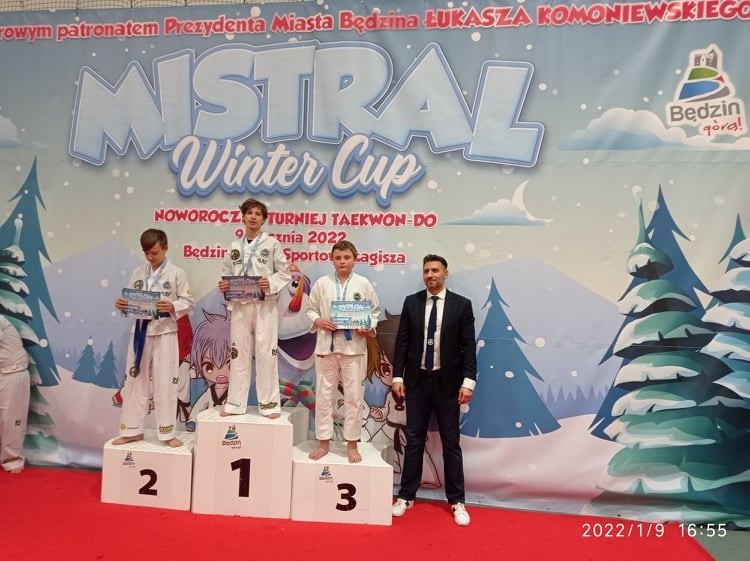 Osiem medali ekipy Wielicko-Gdowskiej Szkoły Walki Prime w turnieju taekwondo Mistral Winter Cup w Będzinie [ZDJĘCIA]