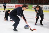 Curling w Chorzowie. Chcesz poznać czym jest ta dyscyplina sportu? 25 stycznia za darmo ferie z curlingiem