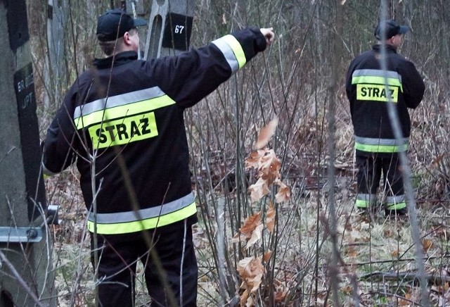 Strażacy i policjanci przez kilka godzin szukali w Suchedniowie i Skarżysku niedoszłego samobójcy.