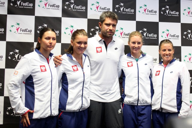 Radwańska - Szarapowa w Krakowie na żywo. Turniej tenisa Fed Cup (TRANSMISJA, ONLINE, STREAM)