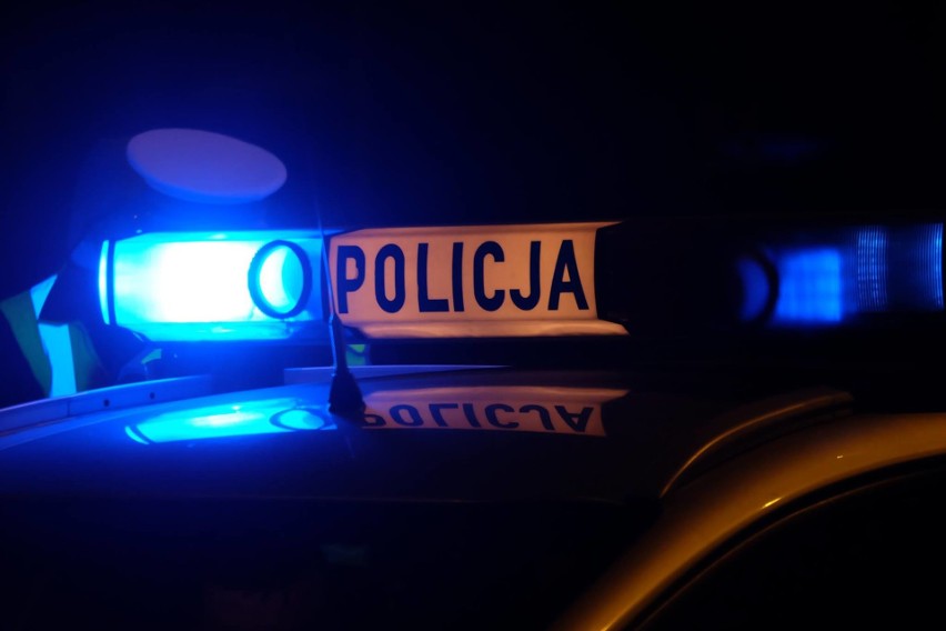 Policjanci zabrali kobiety na pokład policyjnej motorówki i...