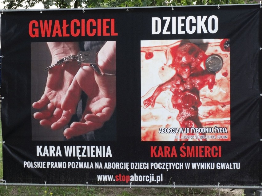 Skandal z wystawą antyaborcyjną w Kielcach. Była zbyt drastyczna?