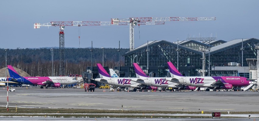 Wizz Air ma swoje bazy w Polsce w pięciu miastach. Na zdj....