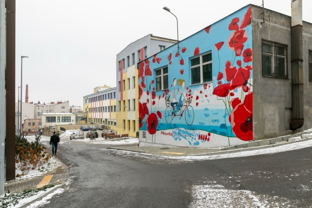 Ścianę jednego z budynków Urzędu Miasta Bydgoszczy przy ul. Grudziądzkiej ozdobił mural - to element kampanii społeczno-edukacyjnej MAKi.