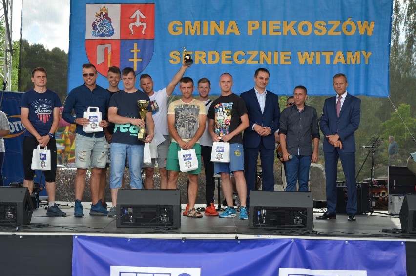 Turniej Astra Cup w Piekoszowie. Wygrał Real Gniewce