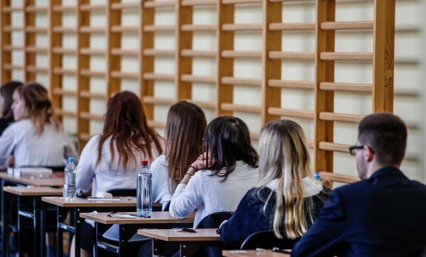 Próbne egzaminy ósmoklasistów - online - dziś język polski. Jak poszło? 