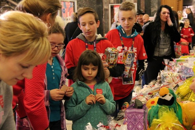 WOŚP od rana gra także w Dąbrowie Górniczej