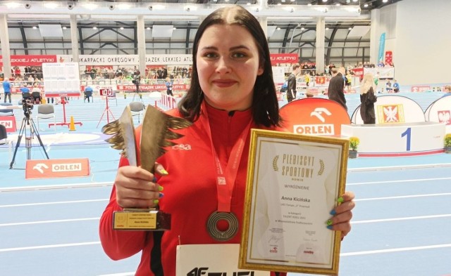 Anna Kicińska nie mogła być obecna na Gali 63. Plebiscytu Sportowego Nowin, toteż nagrody w kategorii Talent Roku przekazaliśmy jej tuż po zdobyciu srebra w hali UCL