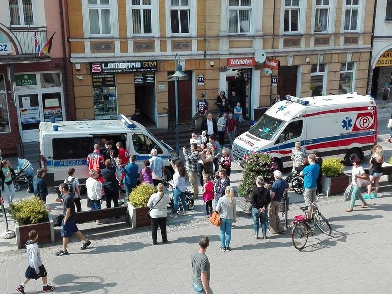 Kontrowersyjna interwencja w Lęborku. Policjanci zatrzymali...