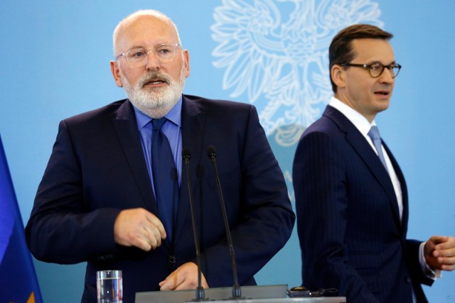 18.06.2018 warszawakonferencja prasowa premiera mateusza morawieckiego oraz pierwszefo wiceprzewodniczacego komisji europejskiej fransa timermansanz mateusz morawiecki, frans timmermansfot marek szawdyn/polska press