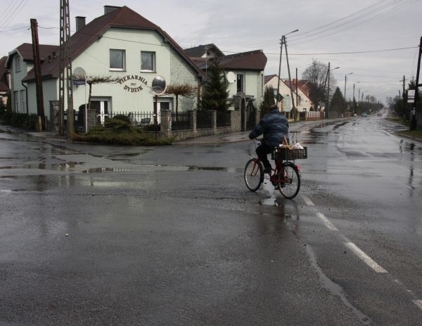 Skrzyżowanie ulicy Opolskiej z Sienną, Cmentarną i Szkolną należy do najbardziej niebezpiecznych w gminie.
