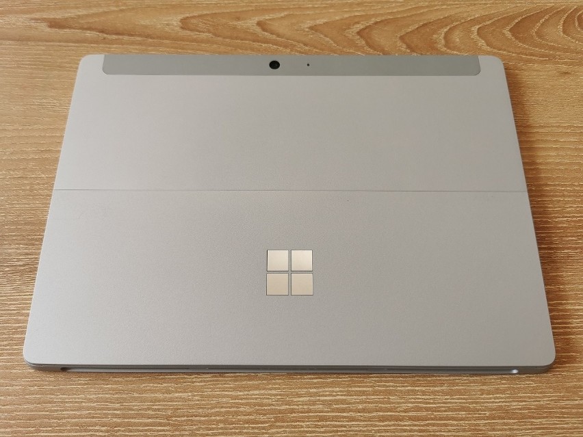 Surface Go 2, niewielkie i mobilne urządzenie 2 w 1 Microsoftu. Test, recenzja