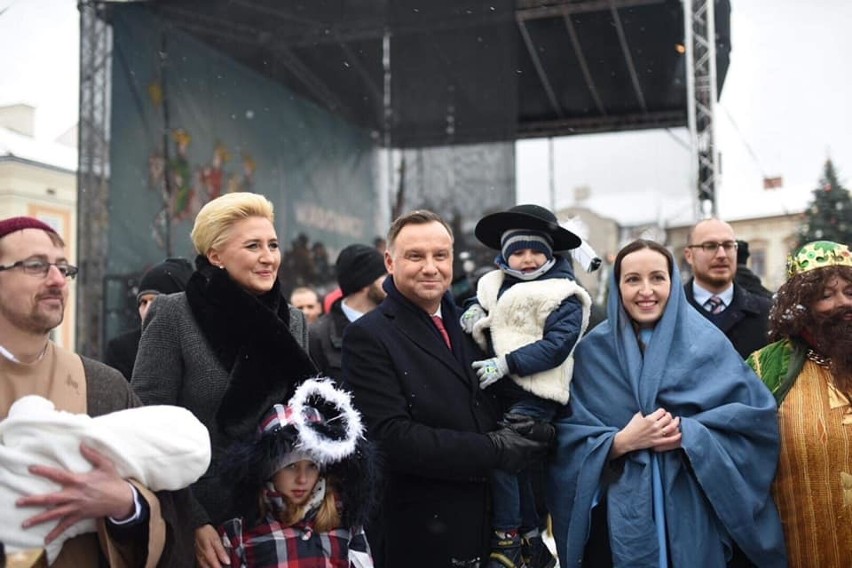 Prezydent Andrzej Duda i Agata Kornhauzer - Duda chętnie...