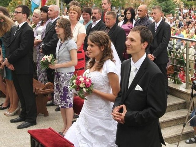 Kinga Kraj oraz Stefan Konopleko z Lublina wzięli ślub podczas pielgrzymki. 