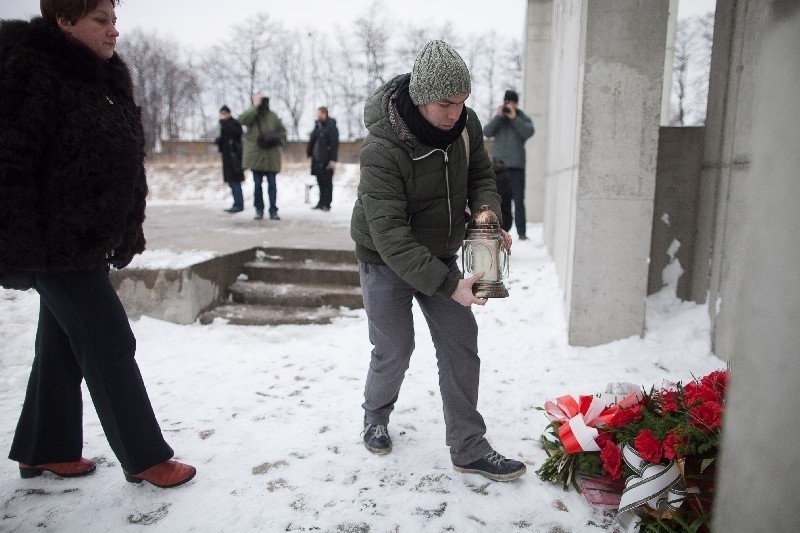 Dzień Pamięci o Ofiarach Holocaustu. Uroczystość na stacji Radegast