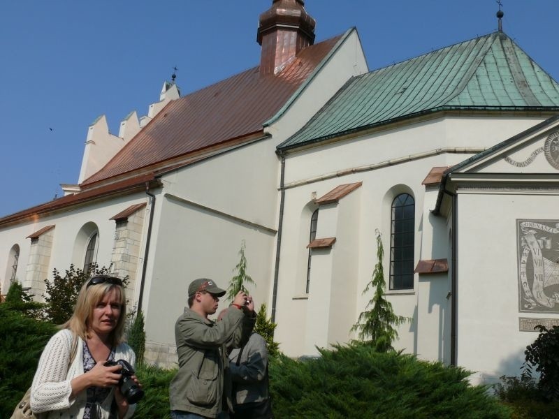 Kościół Świętej Trójcy w Jędrzejowie ma nowy dach za ponad milion złotych |  Echo Dnia Świętokrzyskie