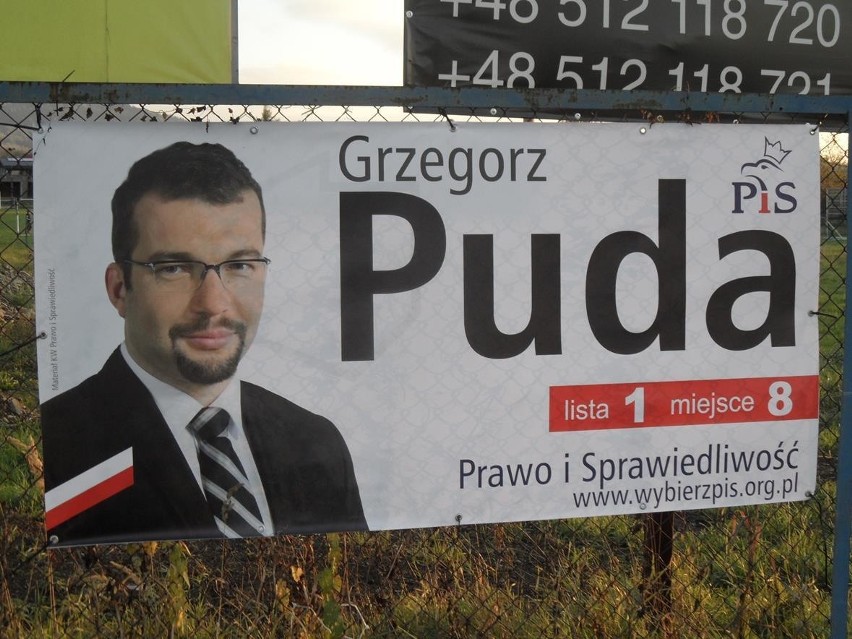 Plakaty wyborcze w Żywcu są praktycznie wszędzie [ZDJĘCIA]