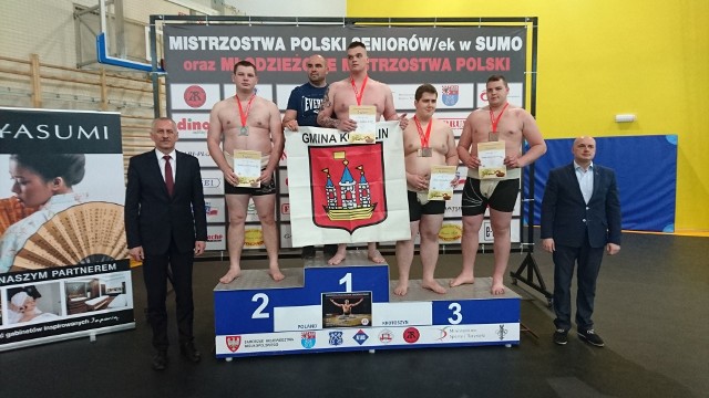 Radosław Dutkiewicz wywalczył dwa srebrne medale w sumo.