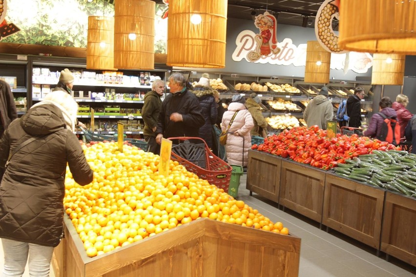 Sieć Netto przejmuje sklepy Tesco w wielu miastach.