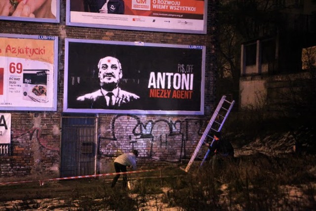 Antypisowskie billboardy w Lublinie
