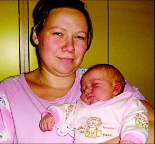 Julia Kamionowska urodzila sie w niedziele, 17 stycznia....
