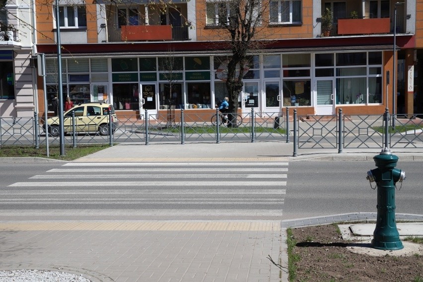Ełk: Rusza odnowienie i malowanie nowych pasów i przejść dla pieszych. Prace zostały podzielone na dwa etapy (zdjęcia)