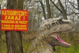 Zator: mieszka pośród dinozaurów, które ryczą za głośno [ZDJĘCIA]