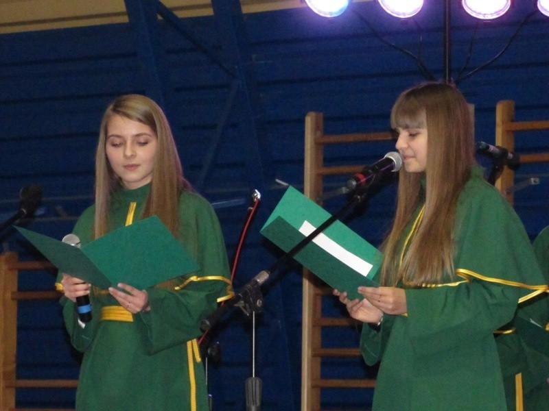 Gminny Wieczór Wigilijny w Małkini - śpiewały trzy miejscowe chóry