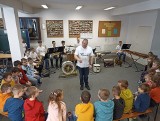 Tańce, muzyka i inne atrakcje dla dzieci w ośrodku kultury w Jerzmanowicach. To zajęcia nie tylko na ferie