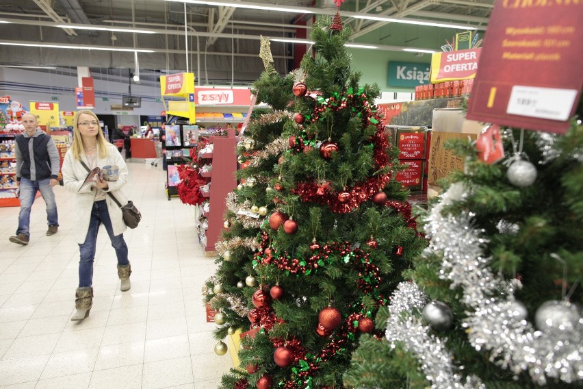 Do której czynne są sklepy w Wigilię? [GODZINY OTWARCIA 24.12.2018] -  Biedronka - Lidl - Tesco - Auchan - Żabka i inne | Gazeta Wrocławska