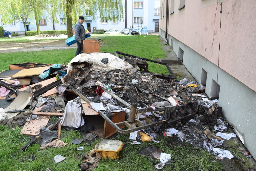 Pożar w Leszczynach: ktoś celowo podpalił mieszkanie w...
