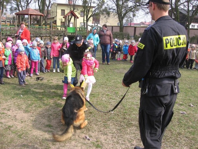 W należącym do miasta budynku przy ul. Kościuszki, przez wiele lat mieściło się Przedszkole Niepubliczne „Julianek”.