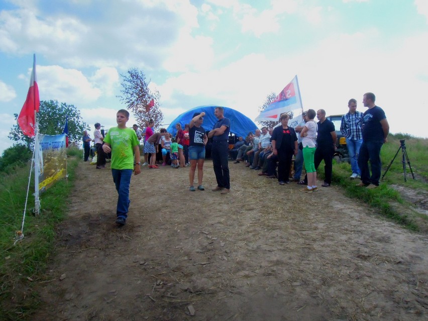 Protest w Żurawlowie: Marszałek woj. lubelskiego odwiedził...