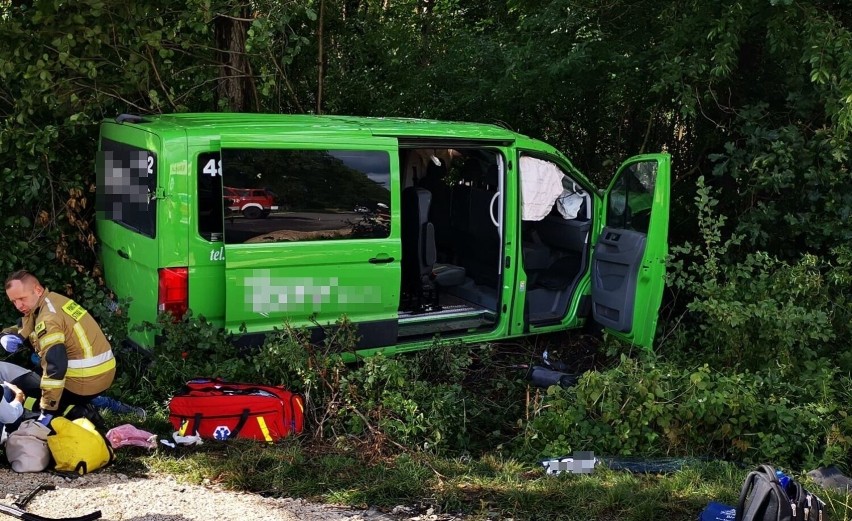 Wypadek w gminie Przedbórz. W Borowie zderzyły się bus i...
