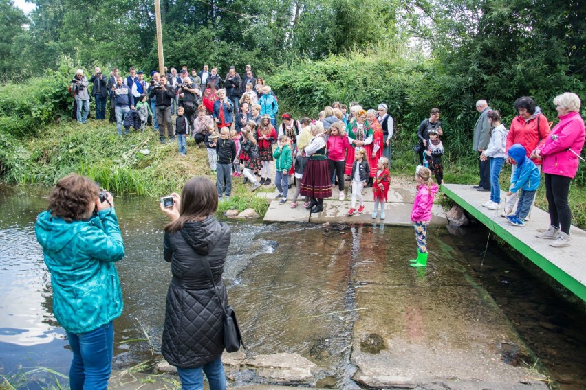 "Wianki" nad Lubrzanką. Doskonała zabawa i integracja w Mąchocicach Kapitulnych [WIDEO, ZDJĘCIA]