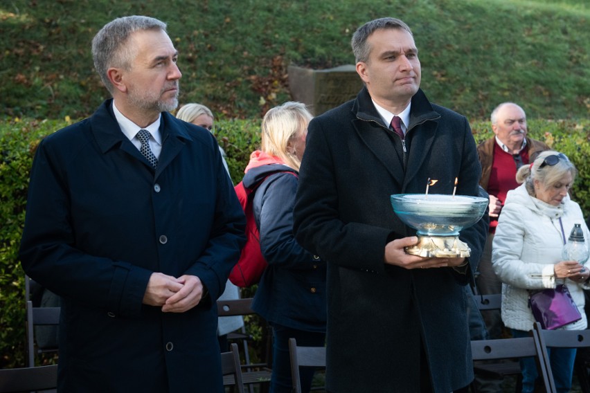 W Poznaniu odbyła się 13. edycja akcji "Zapal znicz...