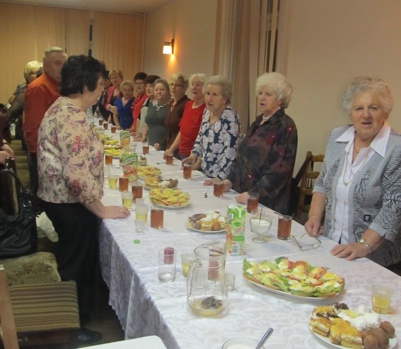 Dzień babci i dziadka w chorzelskim Klubie Seniora 