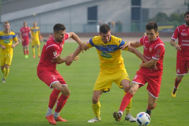 01.09.2018 torun sport pilka nozna mecz elana torun widzew lodz ii liga elana torun widzew lodz mecz sport pilka nozna kibice stadion miejski fot. grzegorz olkowski / polska press