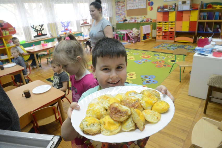 Dyrektorzy przedszkoli stają przed trudnym zadaniem - muszą...