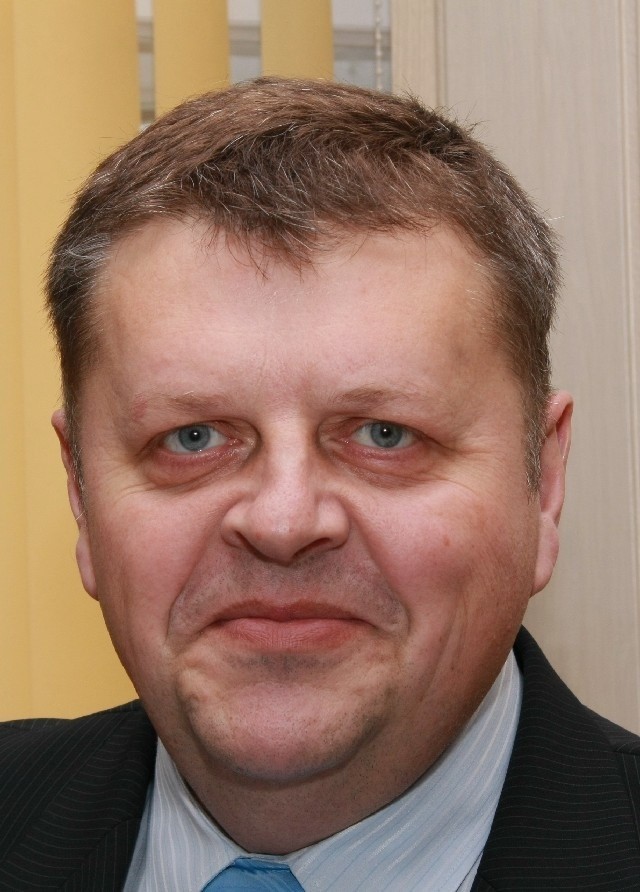 Burmistrz Skwierzyny Arkadiusz Piotrowski ma neizłe zarobki, ale w oświadczeniu nie wykazał żadnych oszczędności.