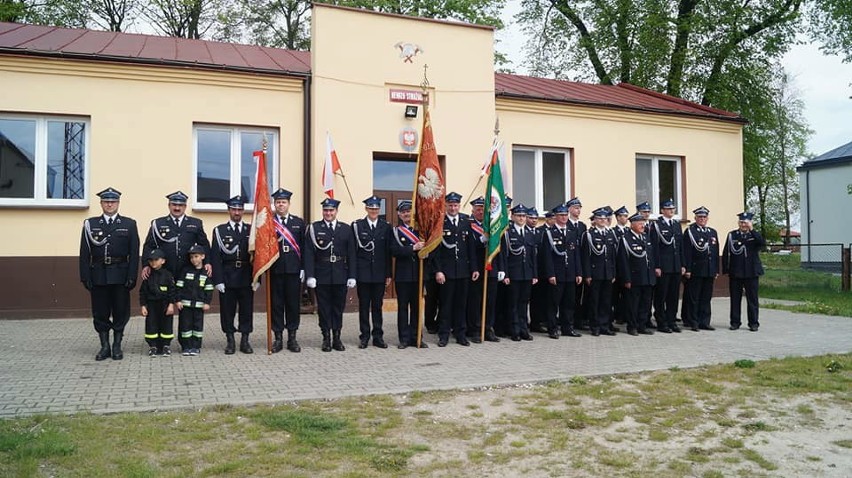 Dzień Strażaka w Czarncy. Świętowali druhowie z Ochotniczej Straży Pożarnej (ZDJĘCIA)