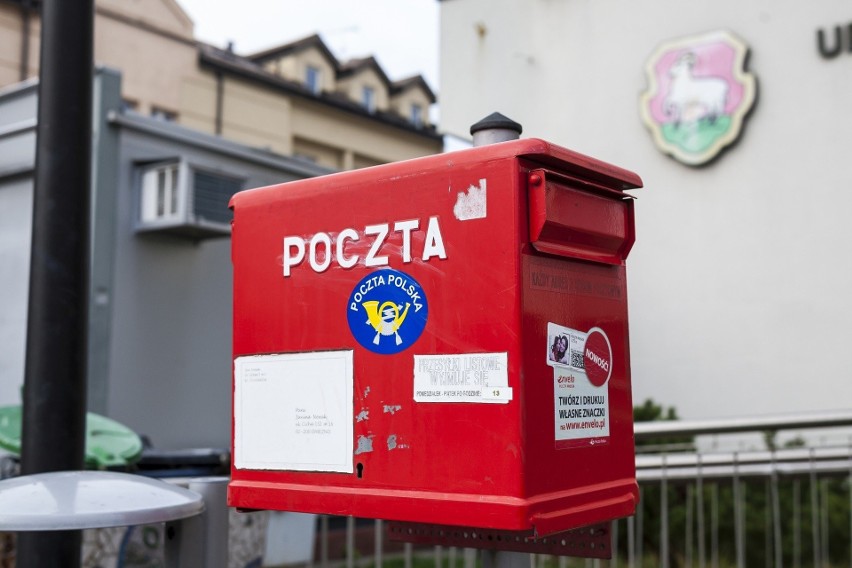 Poczta Polska wprowadza nowe zasady dostarczania przesyłek. Od dziś polecone doręczane są do skrzynki
