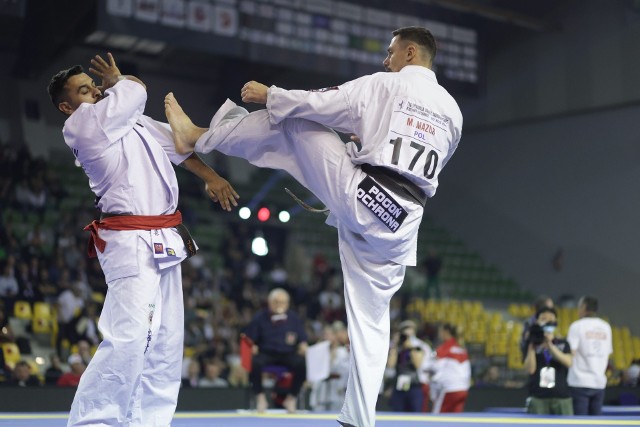 Maciej Mazur w niedzielę powalczy o tytuł mistrza świata w kategorii +85kg z Litwinem Edgardem Secinskim. 