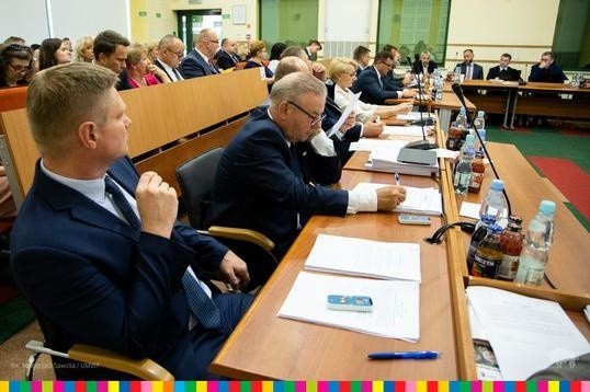 Sesja sejmiku województwa podlaskiego, m.in. o uchwale budżetowej i WOAK-u